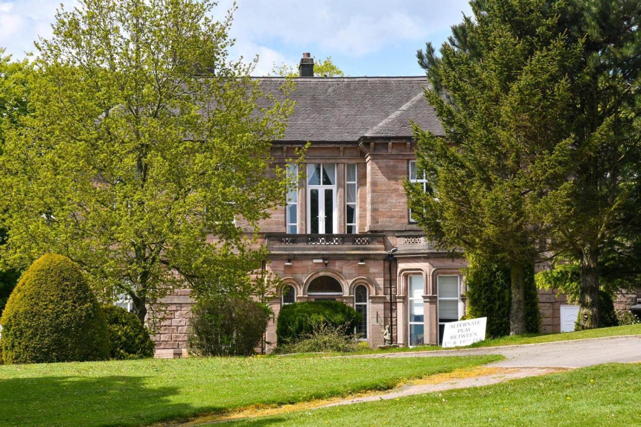 Whiston Hall Bagian luar foto