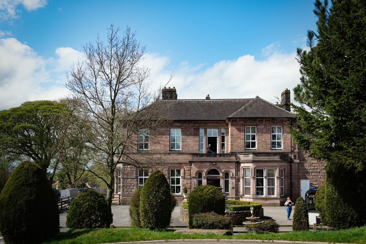 Whiston Hall Bagian luar foto